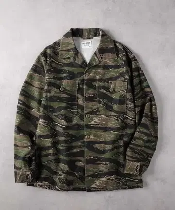 타이거 카모 새틴 밀리터리 셔츠