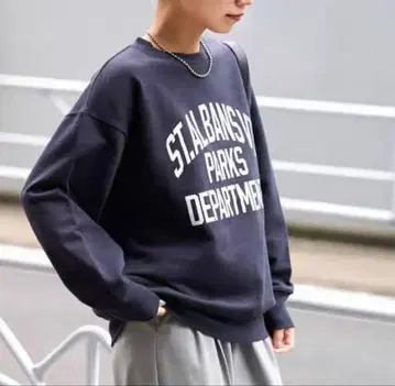 ST.ALBANS 로고 맨투맨