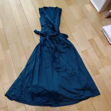 BANANA REPUBLIC 슬리브리스 랩 원피스 2