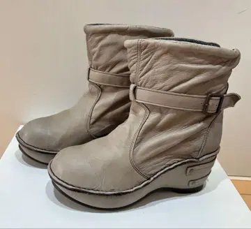 히나디 그린 엔지니어 부츠 그레이 베이지 23~23.5 새상품급