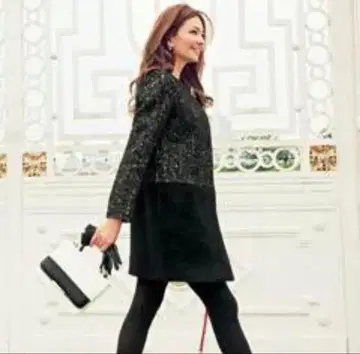 JUSGLITTY 저스길리티 노카라 코트