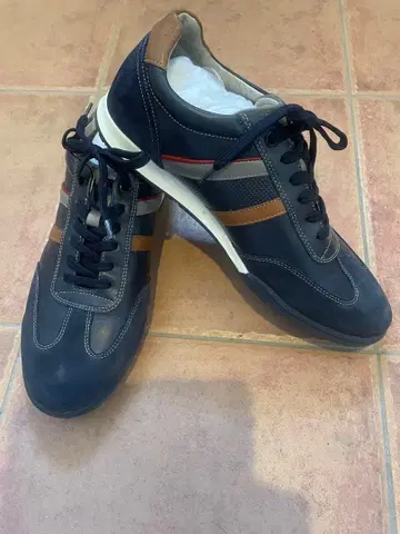 Rossi 네이비 가죽 캐주얼 슈즈