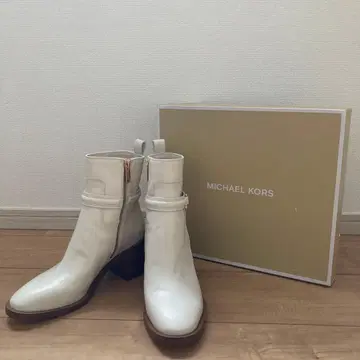 미사용 새상품 MICHAEL KORS MINDY 가죽 앵클 부츠