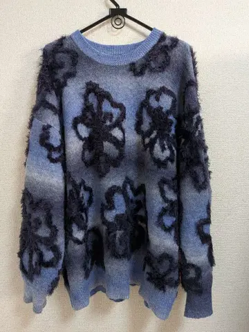 HARE/이소자이하이쇼쿠 플라워 풀오버