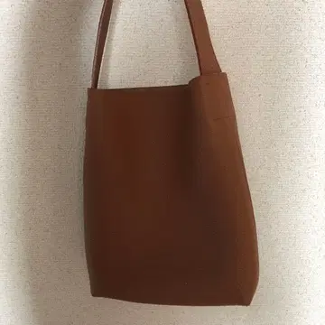 ch!iiibag PERINGER Dhuta Bag (브라운)