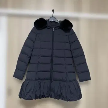 블랙 프릴 다운 자켓 40