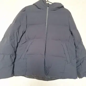 유니클로 블랙 후드 부착 다운 자켓