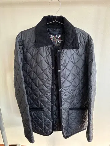 LAVENHAM 퀼팅 자켓 블랙