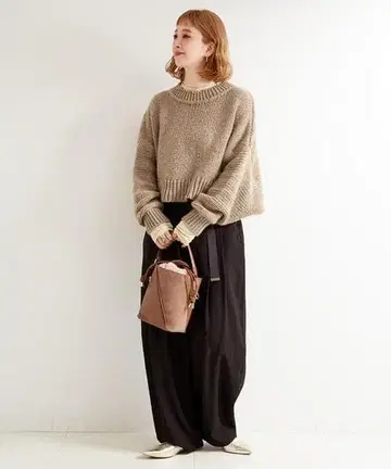 베이세스톡 B.C STOCK 크롭 니트