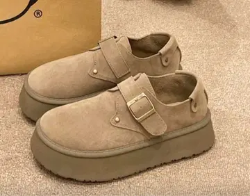 베이지 스웨이드 통굽 슬립온 23.5cm