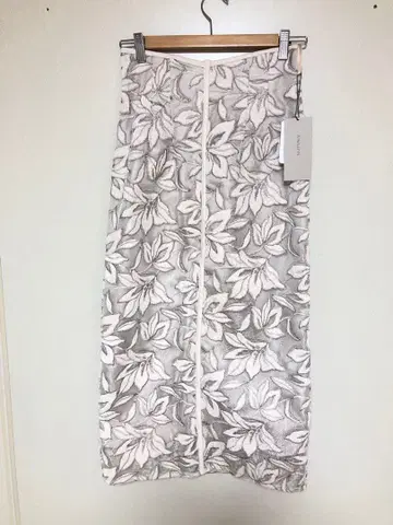 JUSGLITTY 스커트 사이즈 0 택 포함 새상품