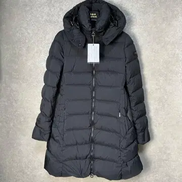 [ 새상품급 ] 개런티 포함 타트라스 TATRAS 폴리테아마 다운 블랙