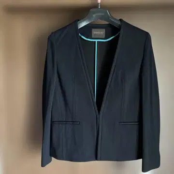 Tomorrowland 노카라 블랙 자켓 사이즈 36