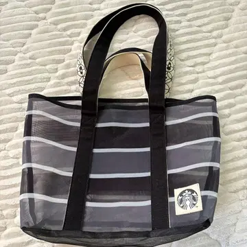 대만 한정판 Starbucks 스트라이프 메쉬 토트백