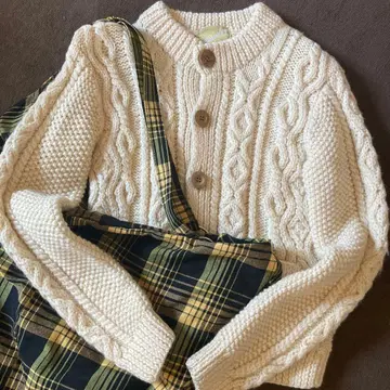 빔스 보이 화이트 니트 가디건