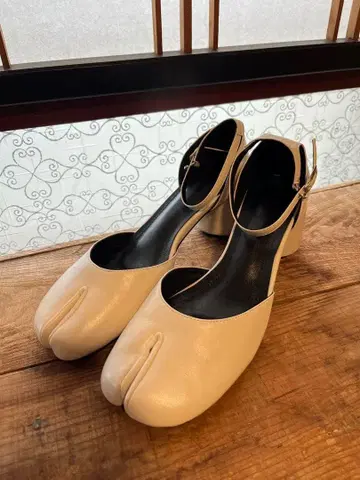 타비 펌프스 | 샌들 화이트 결혼식 사진 웨딩