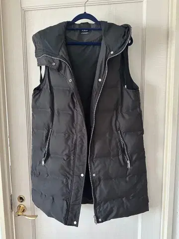 ZARA 블랙 다운 베스트 EUR XS