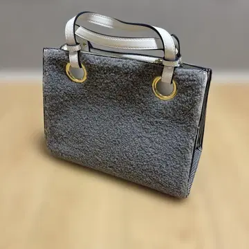 사만사 베가 그레이 퍼 백