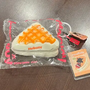 Mellojoy 메로조이 스퀴즈 삼각형 와플