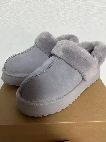 ORiental TRaffiac 통굽 무스탕 2way 샌들 그레이 3L