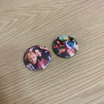 베이비 왈큐레 에브리데이! 캔뱃지 2개 세트