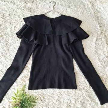 릴리 브라운 프릴 니트탑 백리본 블랙