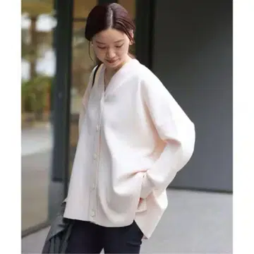 IENA 슈퍼 파인 스무스 판초 가디건