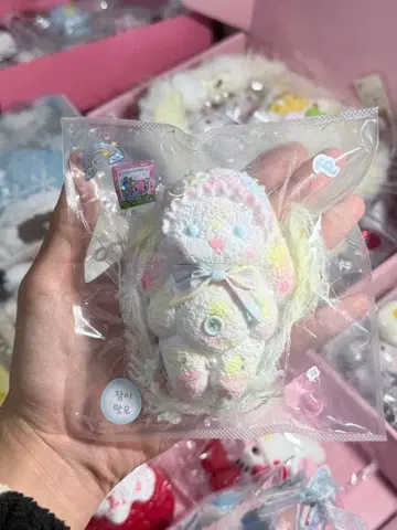 레인보우 토끼 스퀴즈