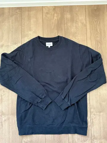 BEAMS 네이비 맨투맨 M