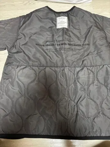 퀼팅 자켓 그레이 버튼 포함