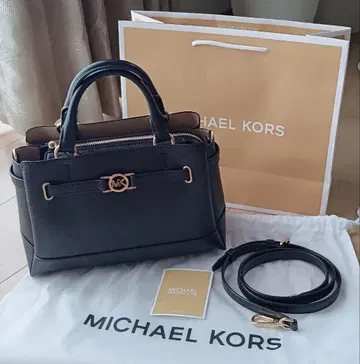 MICHAEL KORS 블랙 숄더백