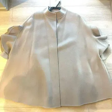 M-premier BLACK 코트 케이프 코트 프릴