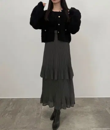 CENEA 골드 버튼 샤기 니트 가디건 + 플리츠 스커트 set