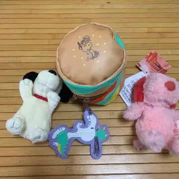 스누피 파우치와 봉제 인형 세트