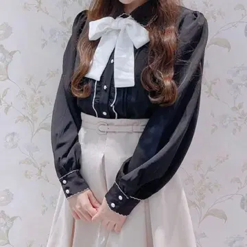 An MILLE 안미르 바이컬러 리본 블라우스 프릴 블랙