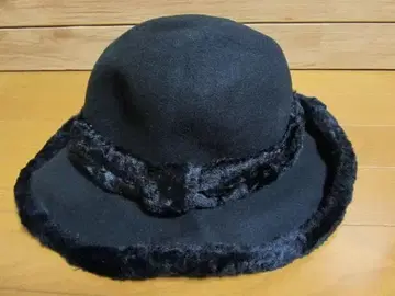 로라 애슐리 울 소재 보아 사용 귀여운 모자 (작은 사이즈)