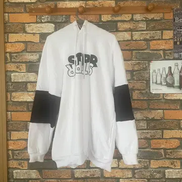 스토푸리 후드티