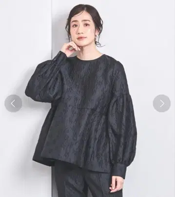 투톤 자카드 블라우스