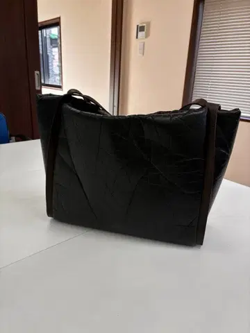 [백화점 구매] 블랙 레더 토트백