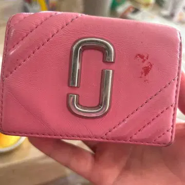 MARC JACOBS 핑크 3단 폴더형 지갑
