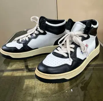 정품 오토리 메달리스트 미드 AUTRY MEDALIST MID