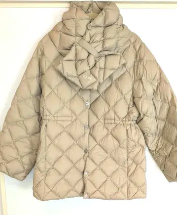 TAION 다운 머플러 포함 크루넥 미들 다운