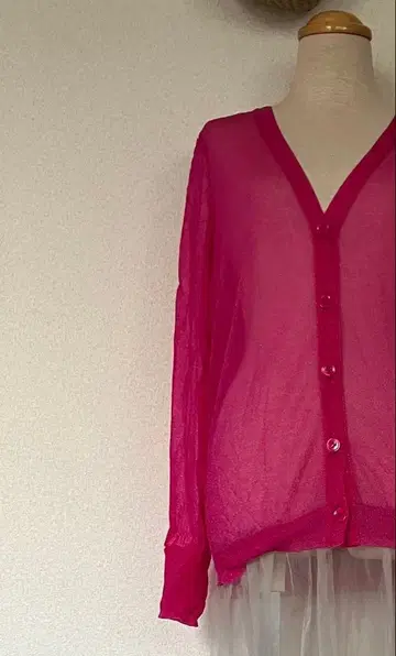 뮤베일 비침 핑크 튤 부착 롱 가디건