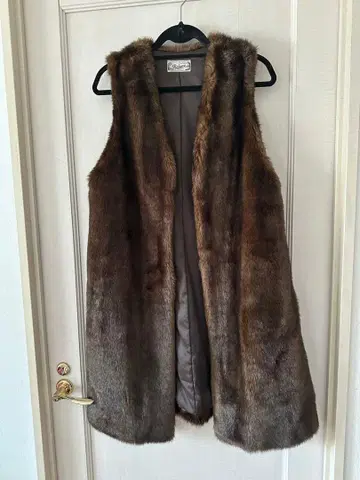 Relume 브라운 인조 모피 베스트