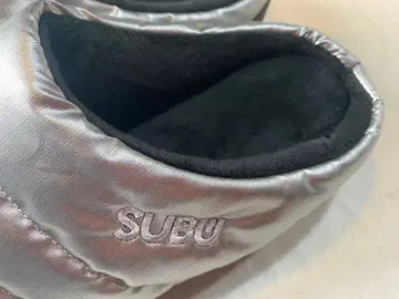 3 미사용 새상품 SUBU 실버 샌들 신발 실내 아웃도어