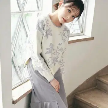 릴리안 캐럿 니트