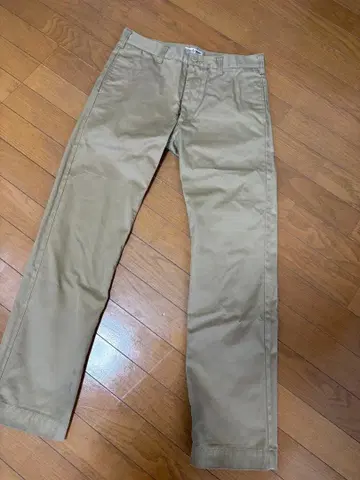 calee 베이지 치노 팬츠 M 사이즈