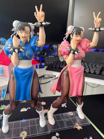 춘리 피규어 파랑 핑크 2체 세트 박스 포함