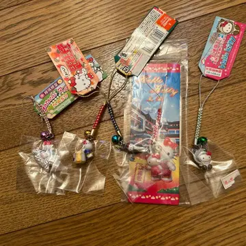 헬로키티 스트랩 방울 포함
