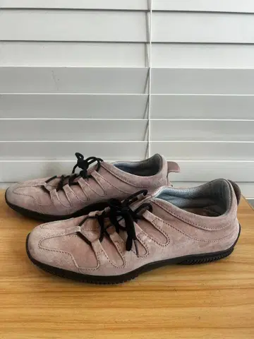 HOGAN 스웨이드 핑크 베이지 스니커즈